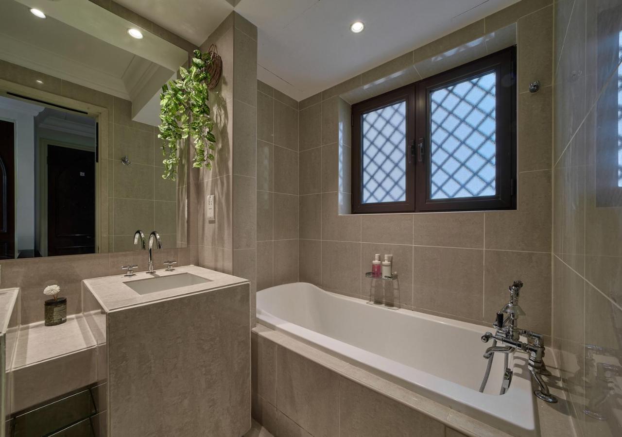 Burj Khalifa Partial View Peak Living Luxury 2Br Souk Al-Bahar Beside Dubai Mall-Golden Homes Экстерьер фото