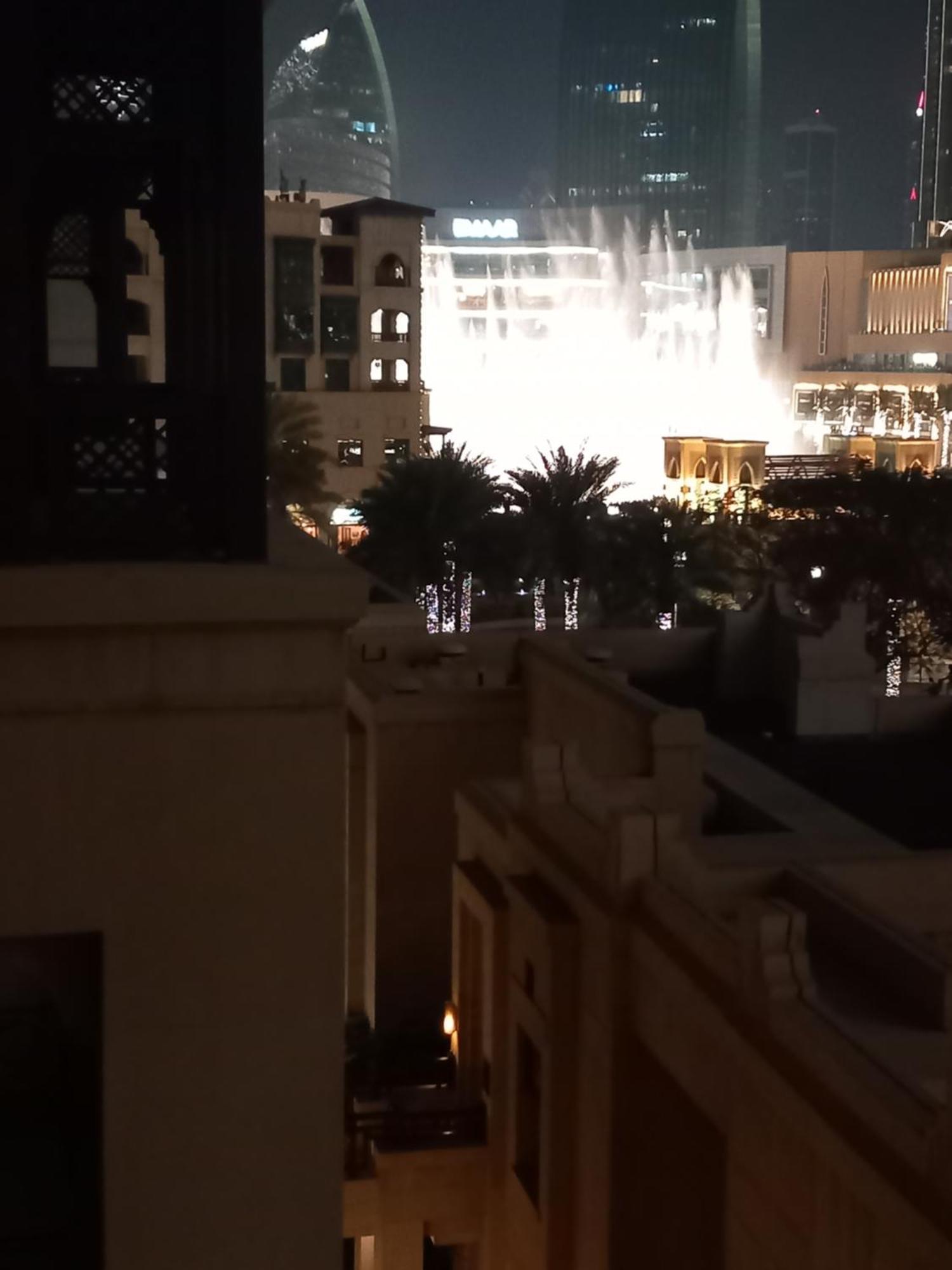 Burj Khalifa Partial View Peak Living Luxury 2Br Souk Al-Bahar Beside Dubai Mall-Golden Homes Номер фото