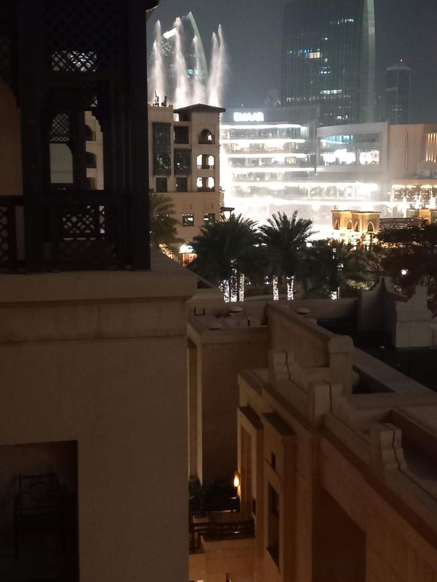 Burj Khalifa Partial View Peak Living Luxury 2Br Souk Al-Bahar Beside Dubai Mall-Golden Homes Номер фото